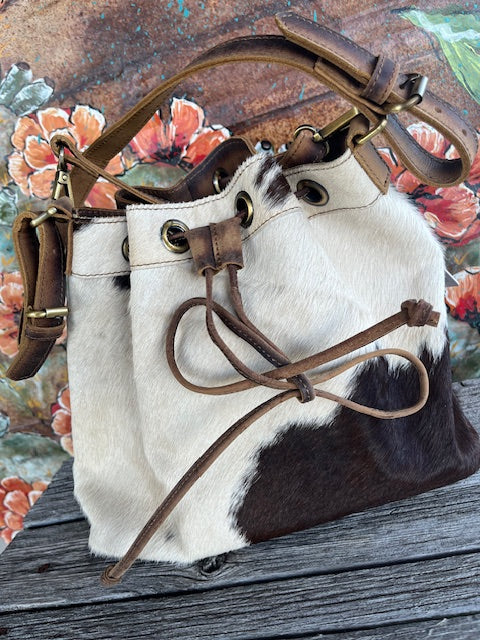Barrel bag cutie